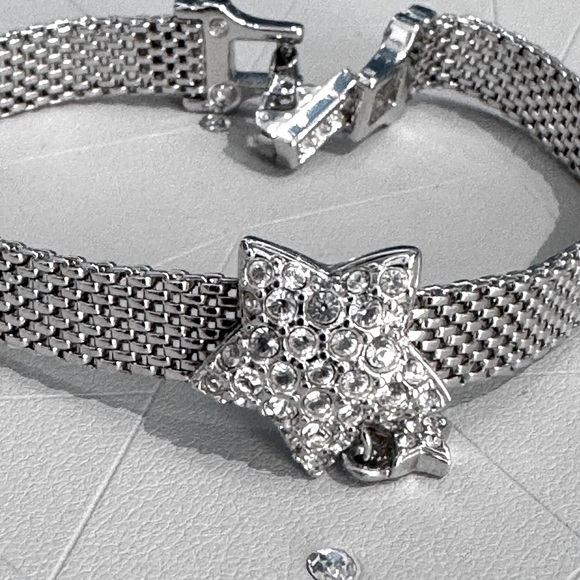 💥 Stunning Vintage Swarovski White Pave Crystal and Silver Star Woven Bracelet 💥 - Picture 12 of 13